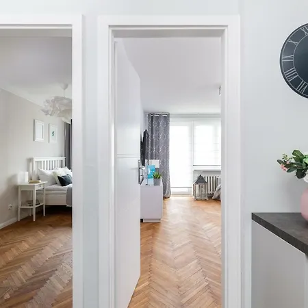Rent Like Bonifraterska 10b Apartment