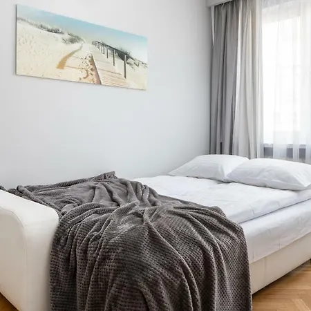 Rent Like Bonifraterska 10b *