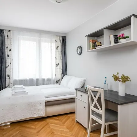Rent Like Bonifraterska 10b Apartment Warsaw