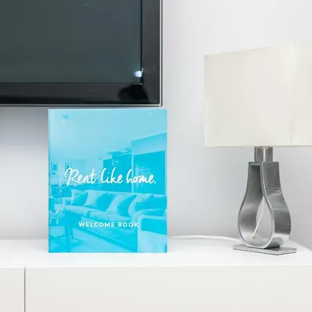 아파트 Rent Like Bonifraterska 10b 바르샤바